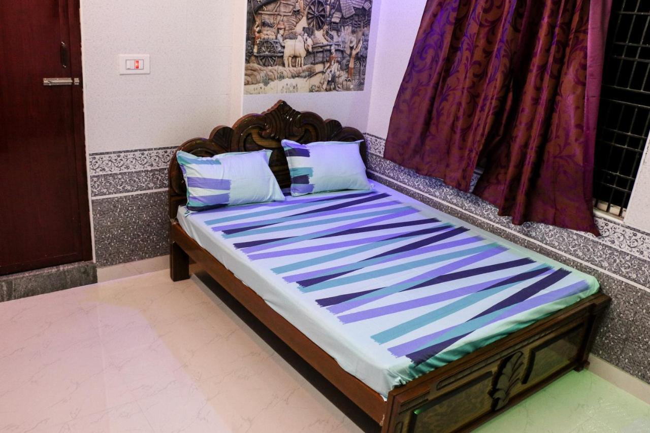 Sri Priya Lodge Dharmapuri Екстериор снимка